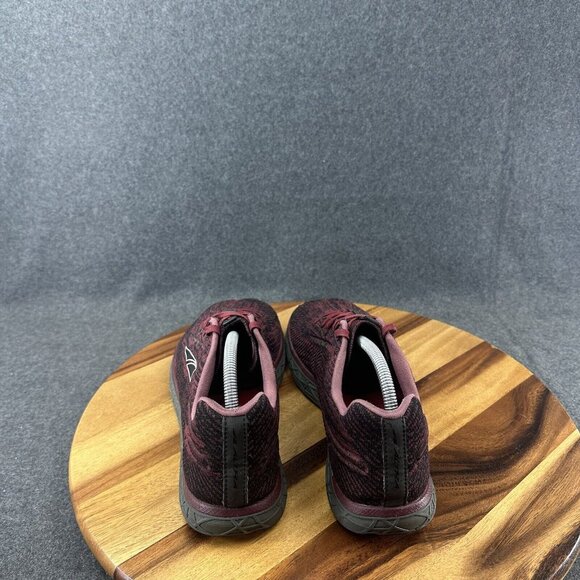 Altra Escalante 2 Men's Size 10.5 Running Shoes Red Black Foot Shape - Picture 7 of 13